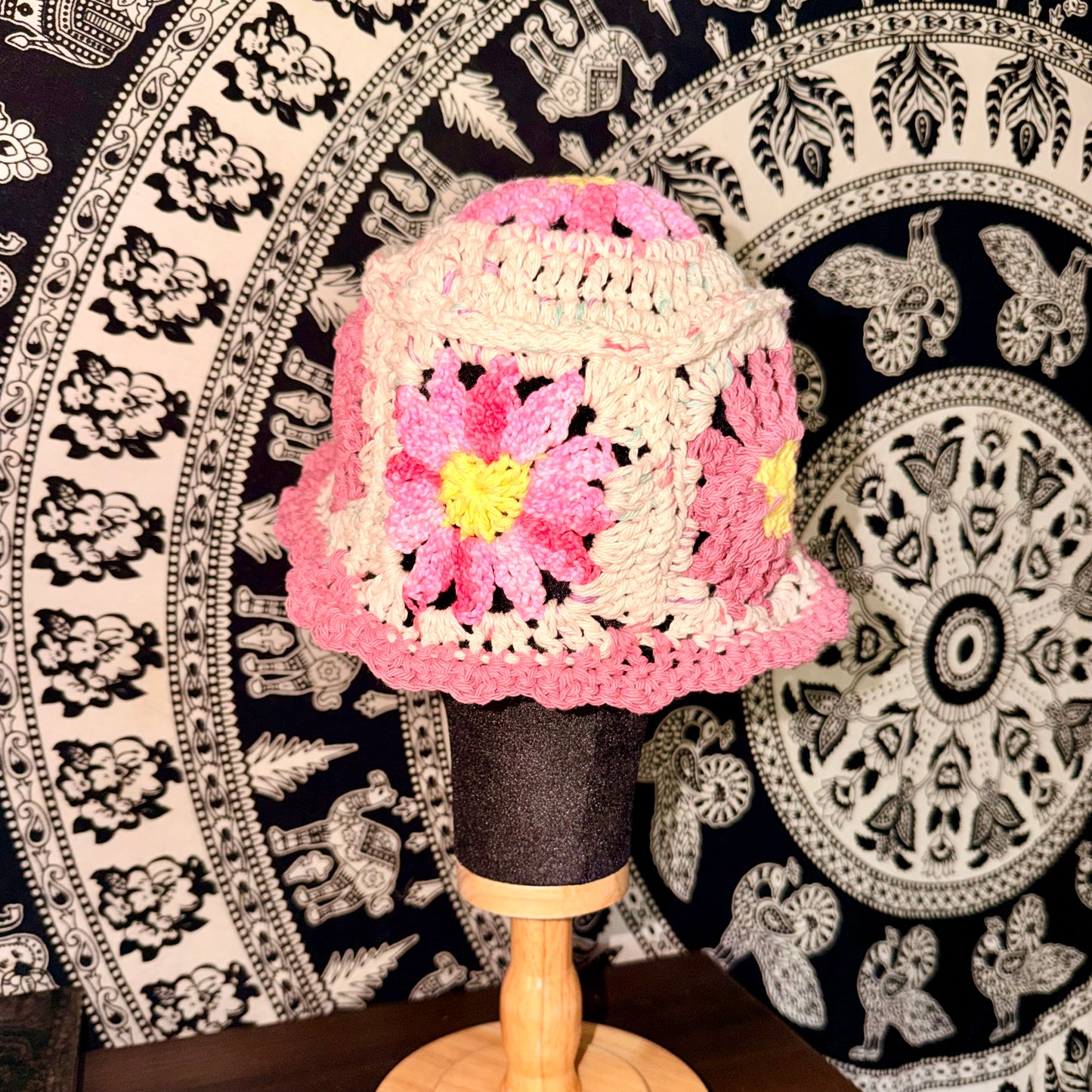 The Magician bucket hat