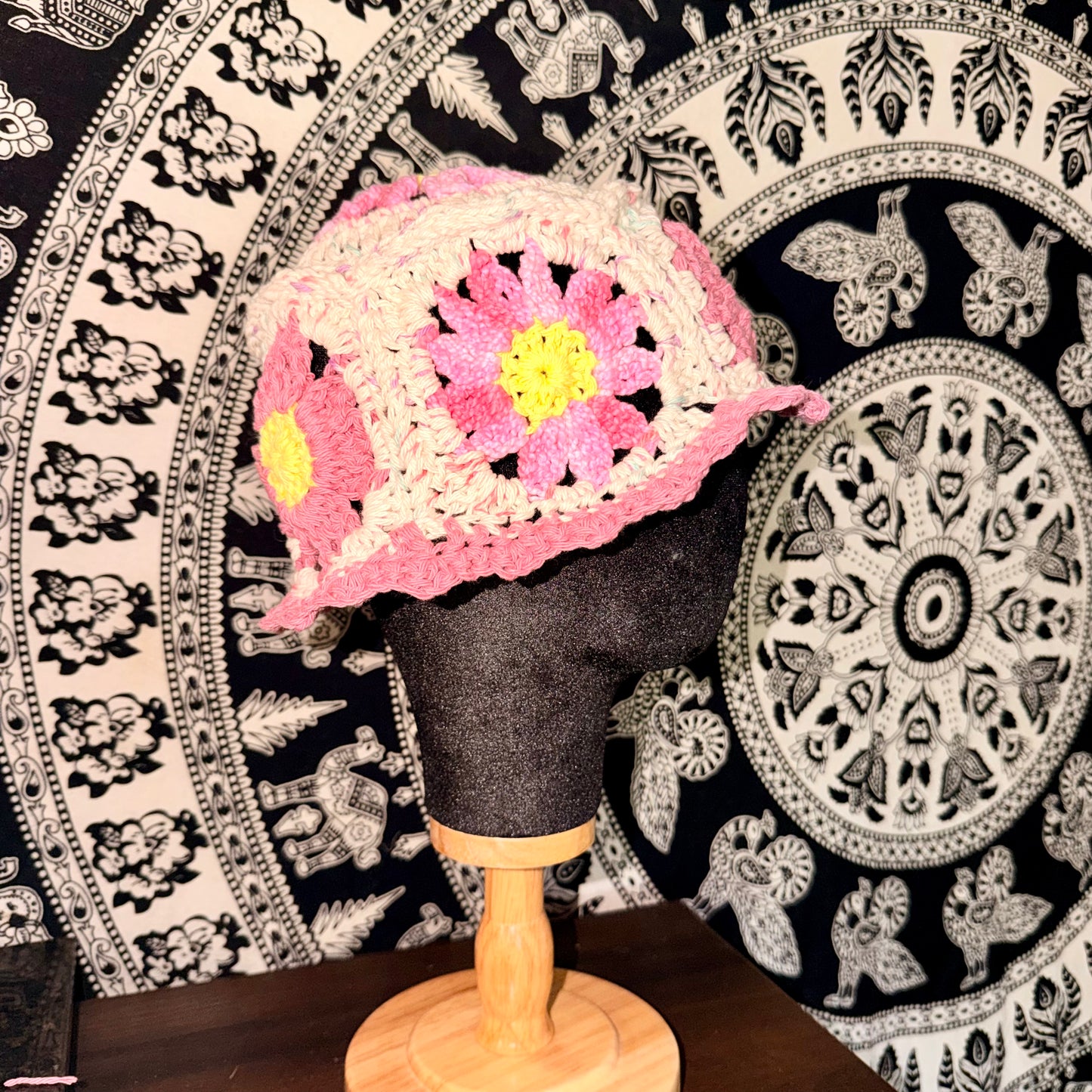 The Magician bucket hat